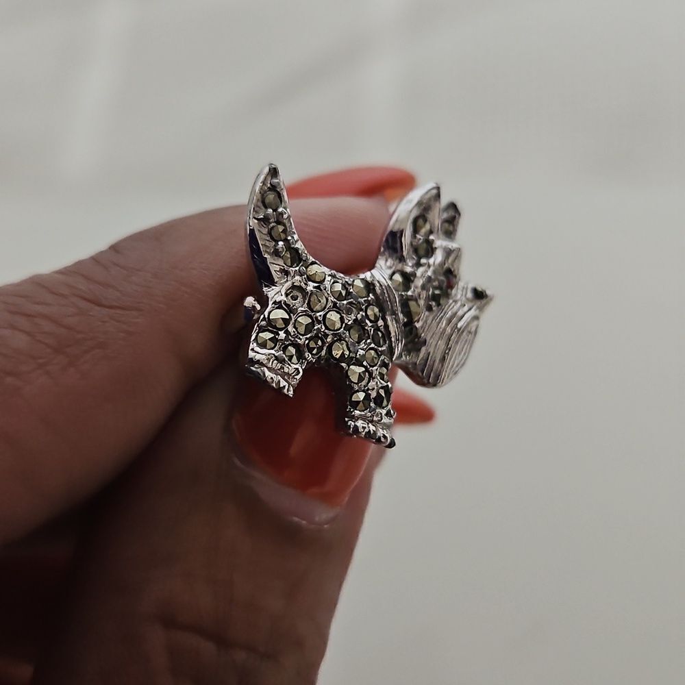 Pooch Dog Pin With Rhinestones Silver - Picture 14 of 16